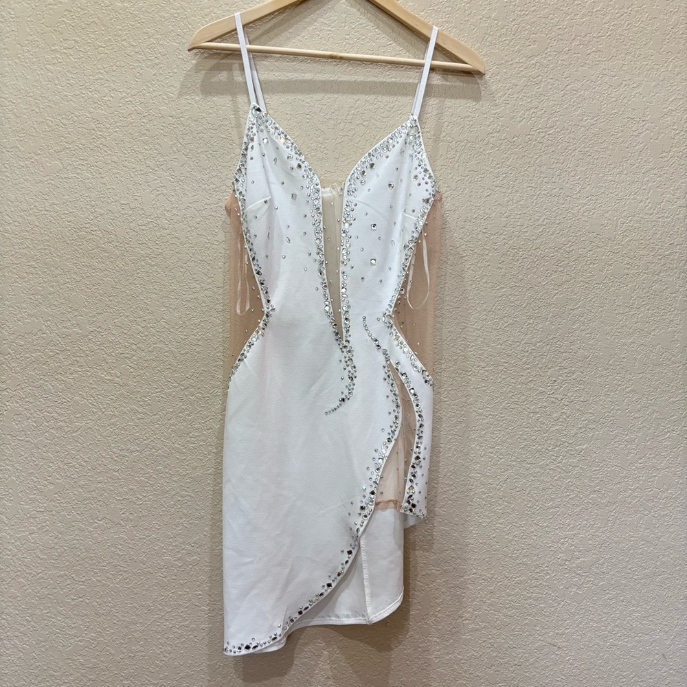Fashion Nova Elegant White Asymmetrical Dress - Picture 4 of 12